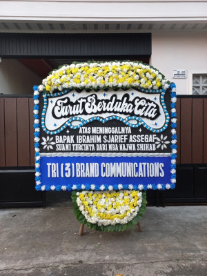 Papan Bunga Duka di Sambaliung
